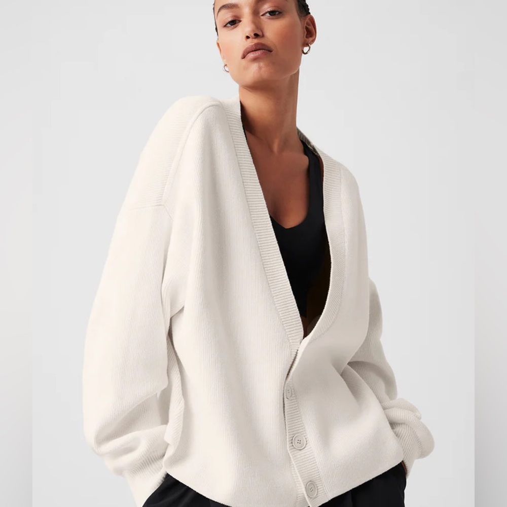 ALO Yoga Cream Oversized V-Neck Button Cardigan